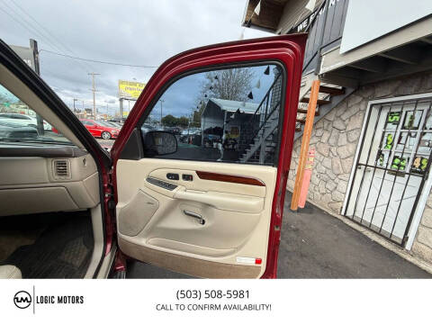 2003 Cadillac Escalade