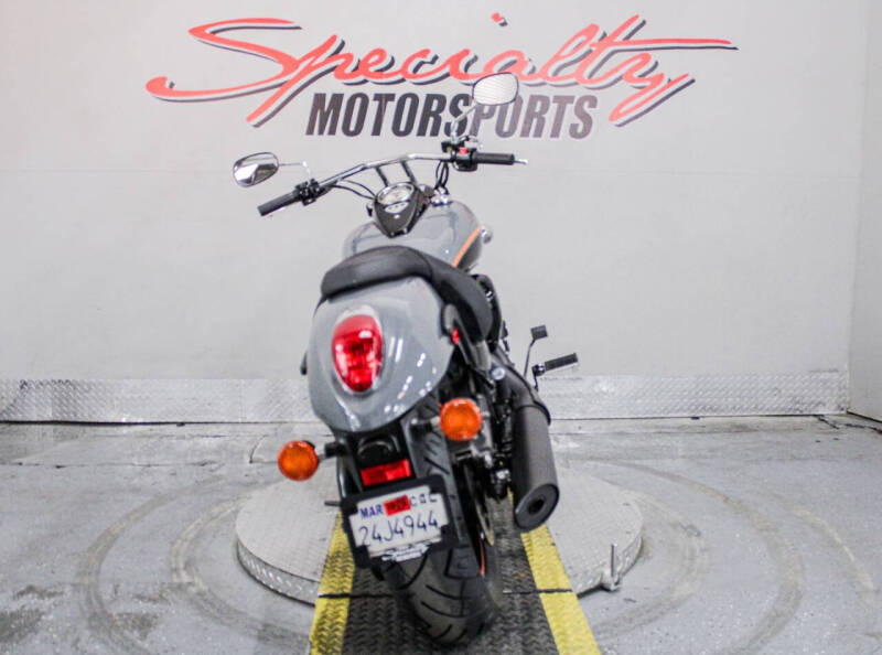 2019 Kawasaki Vulcan 900 Custom