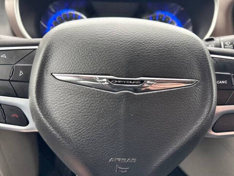 2024 Chrysler Voyager LX