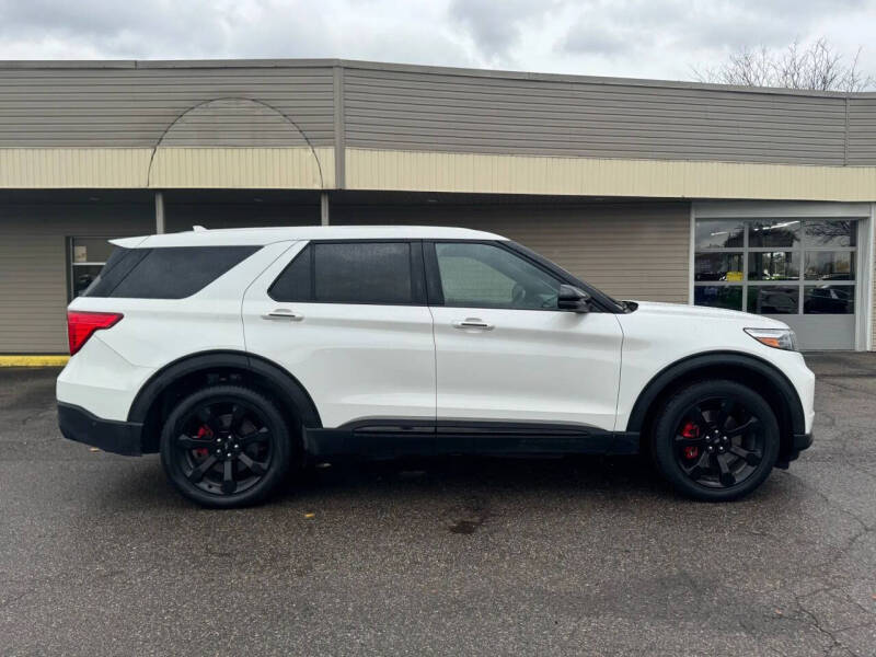 2022 Ford Explorer ST