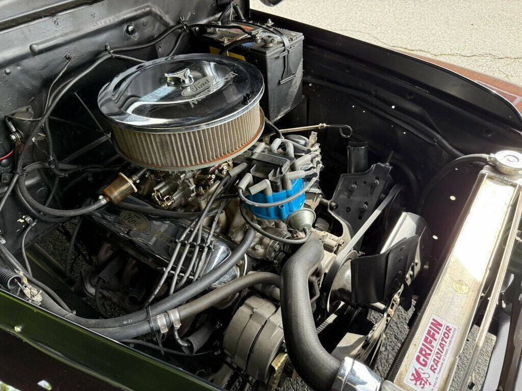 1952 Ford F1 49