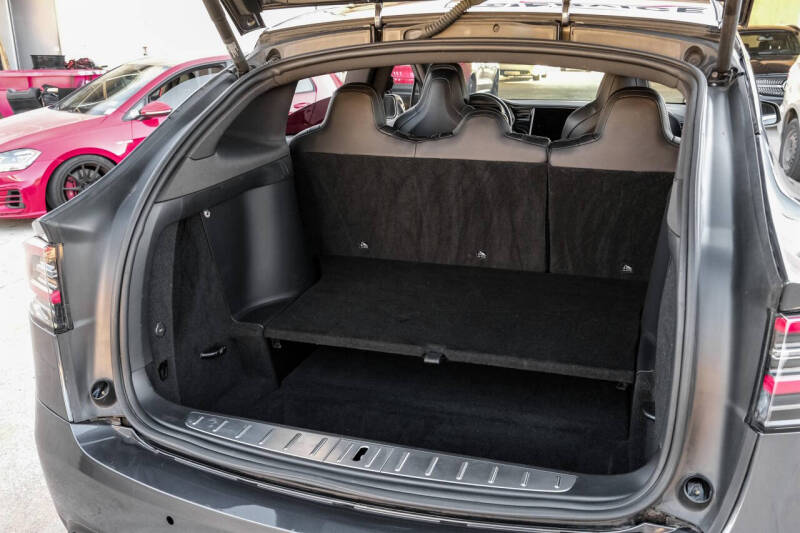 2018 Tesla Model X 75D