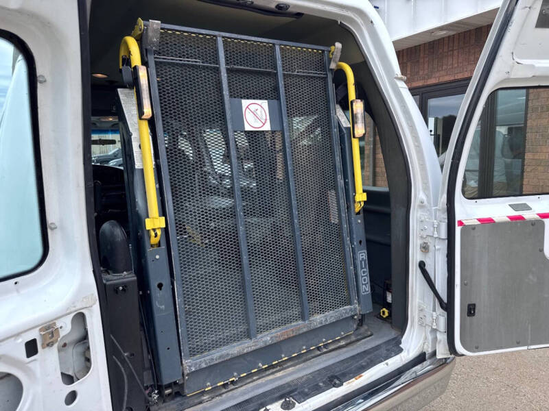 2008 Ford E-Series E-150