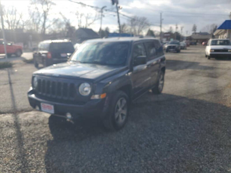 2016 Jeep Patriot Latitude's photo