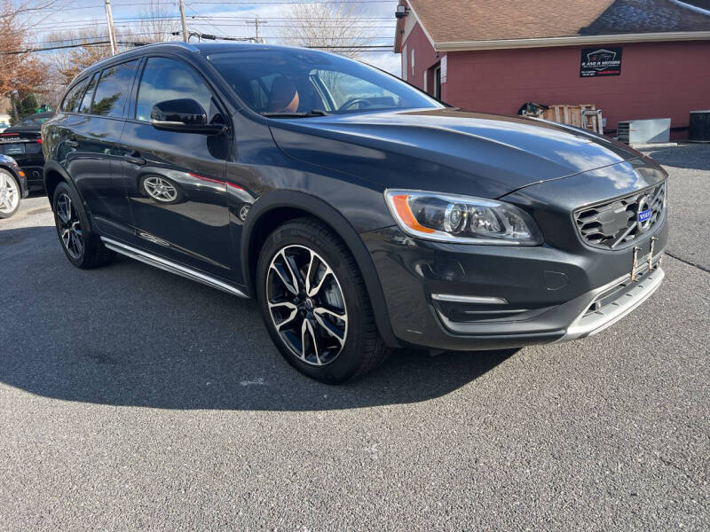 2015 Volvo V60 Cross Country T5 Platinum