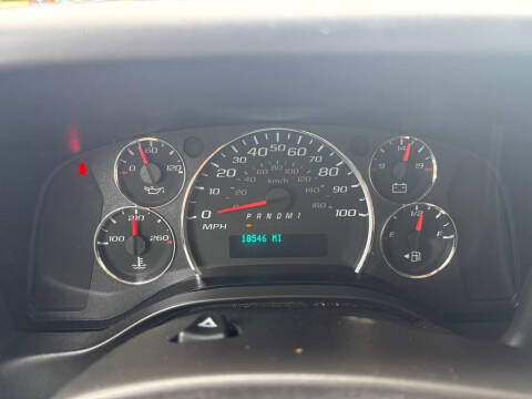 2023 Chevrolet Express 2500