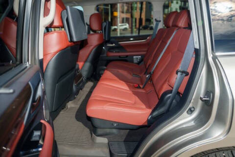 2021 Lexus LX 570 Three-Row