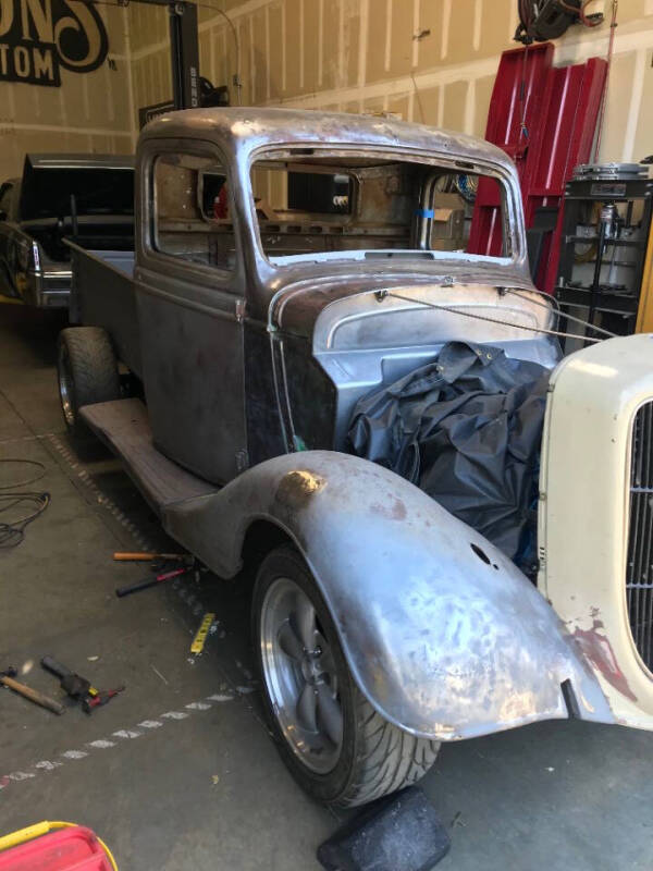 1936 Ford Model 67