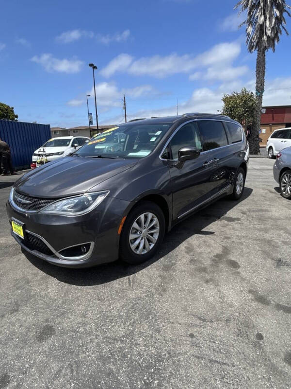 2019 Chrysler Pacifica Touring L