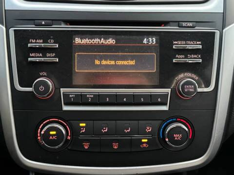 2016 Nissan Altima 2.5 SR