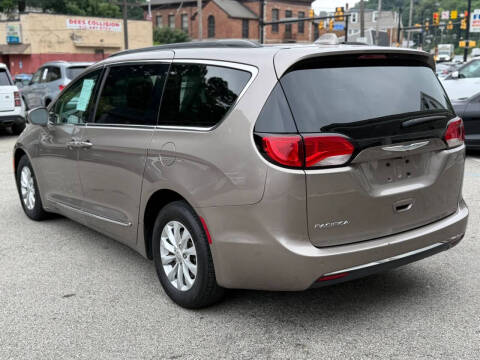 2017 Chrysler Pacifica