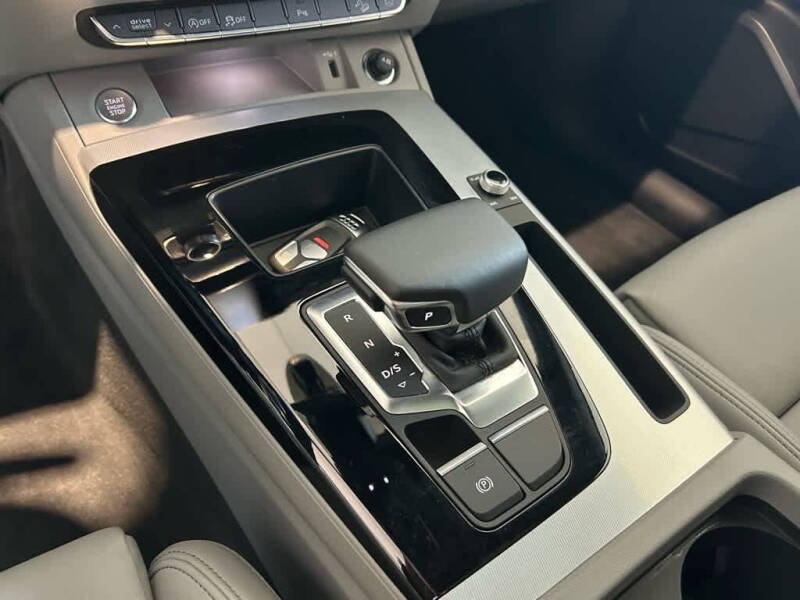 2025 Audi Q5 quattro S line Premium 45 TFSI