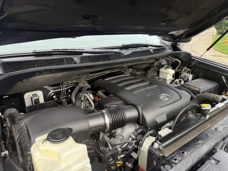 2014 Toyota Tundra SR5