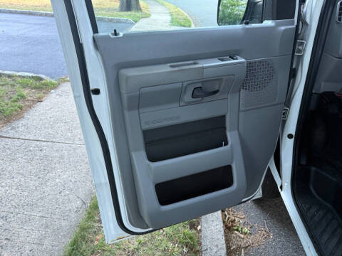 2012 Ford E-Series E-250