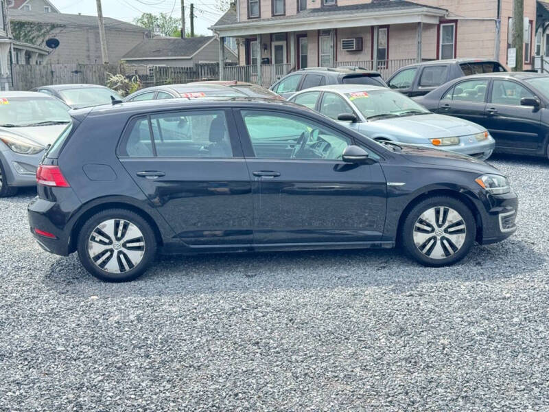 2019 Volkswagen e-Golf SE