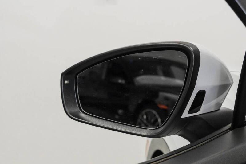 2021 Volkswagen ID.4 Pro