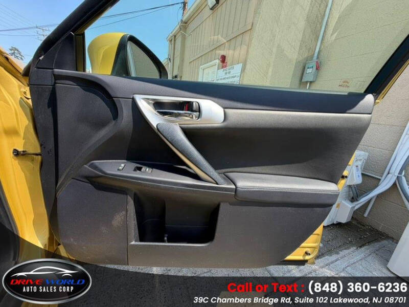 2011 Lexus CT 200h Premium
