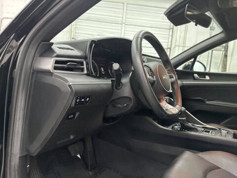 2022 Kia K5