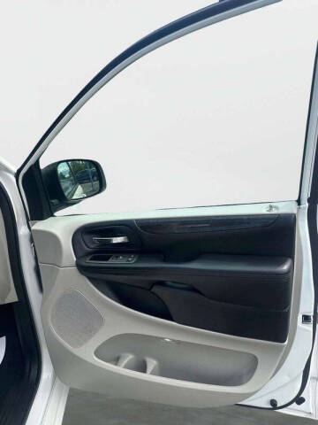 2013 Dodge Grand Caravan SE