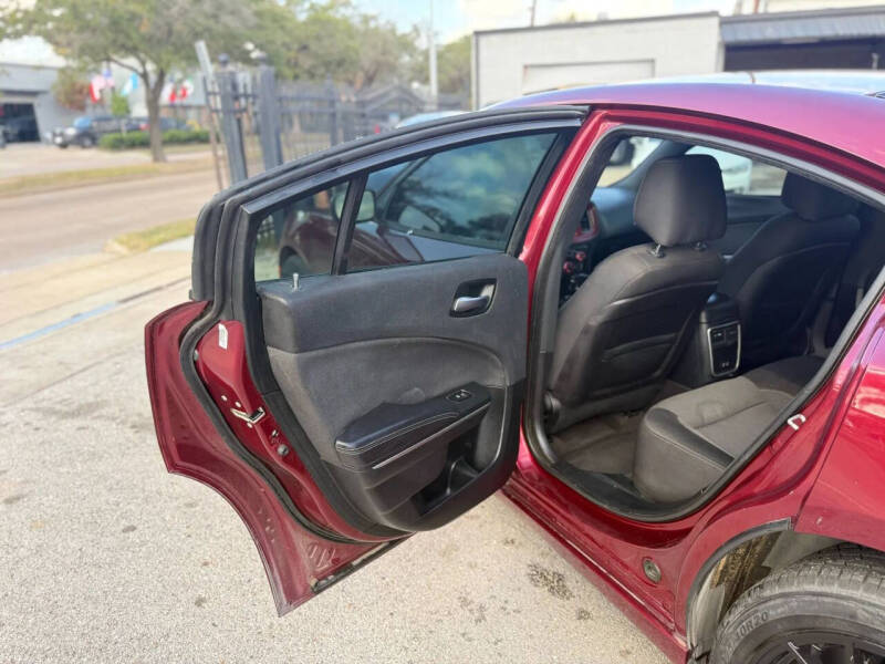 2018 Dodge Charger SXT