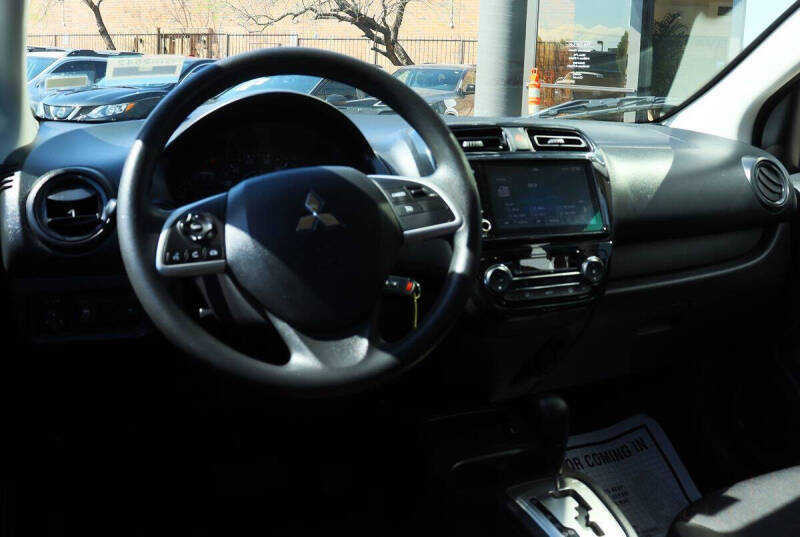 2024 Mitsubishi Mirage ES