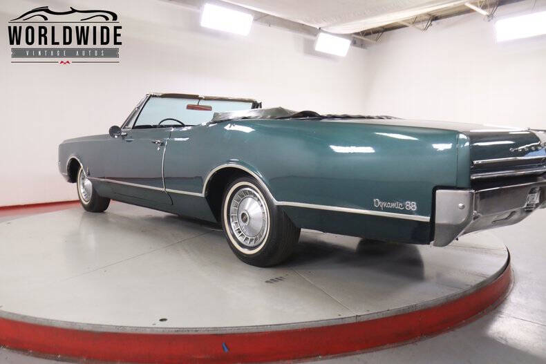 1965 Oldsmobile Eighty-Eight