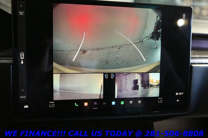 2022 Tesla Model S Plaid