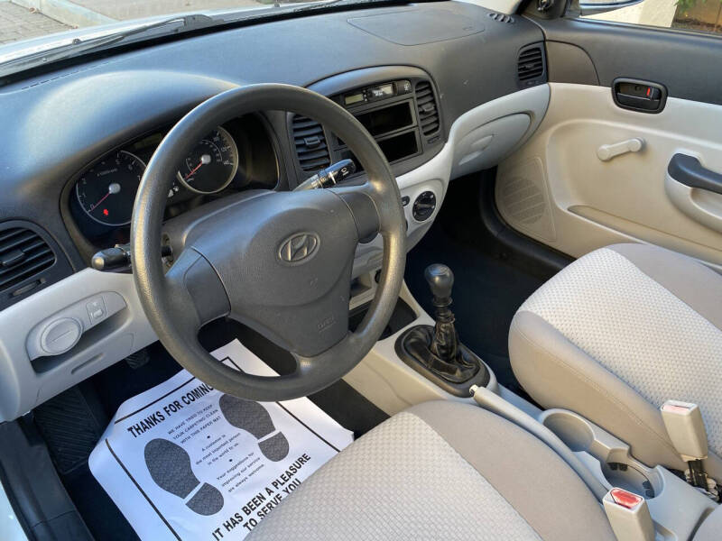 2009 Hyundai Accent GS