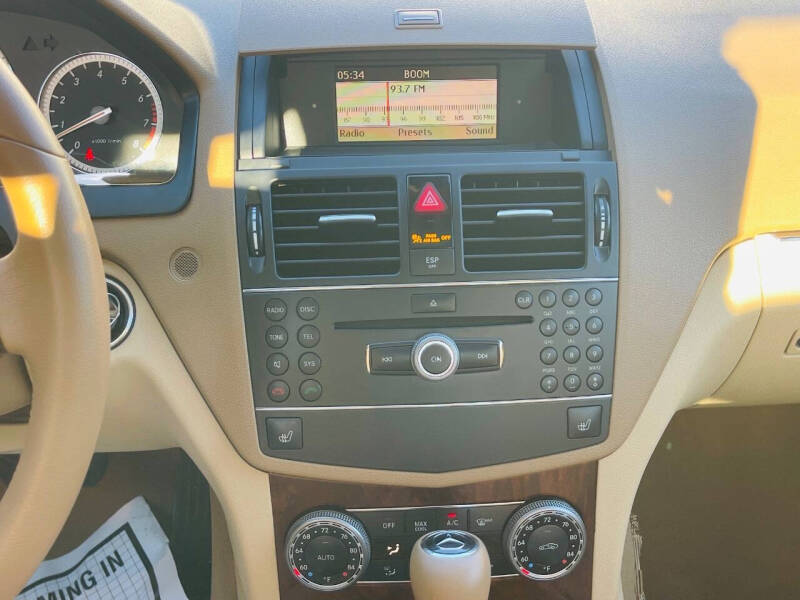 2008 Mercedes-Benz C-Class C 300 Luxury 4MATIC