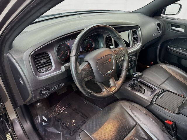 2017 Dodge Charger SXT