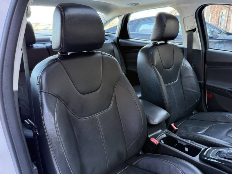 2017 Ford Focus Titanium