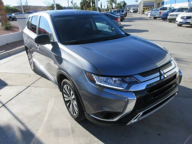 2020 Mitsubishi Outlander ES