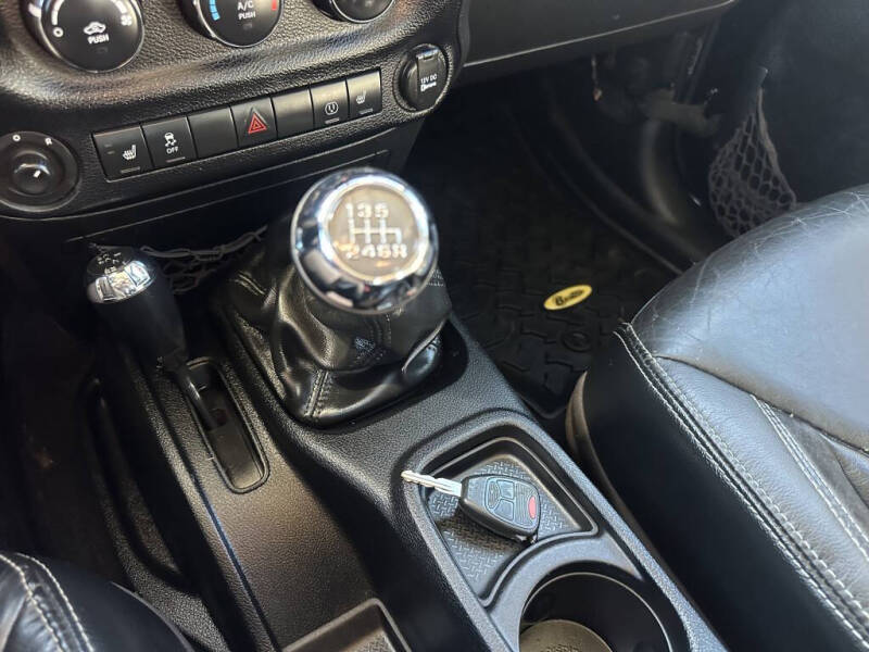 2013 Jeep Wrangler Sahara