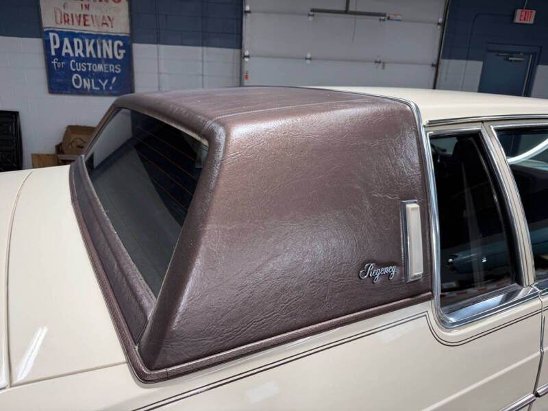 1983 Oldsmobile Ninety-Eight Regency