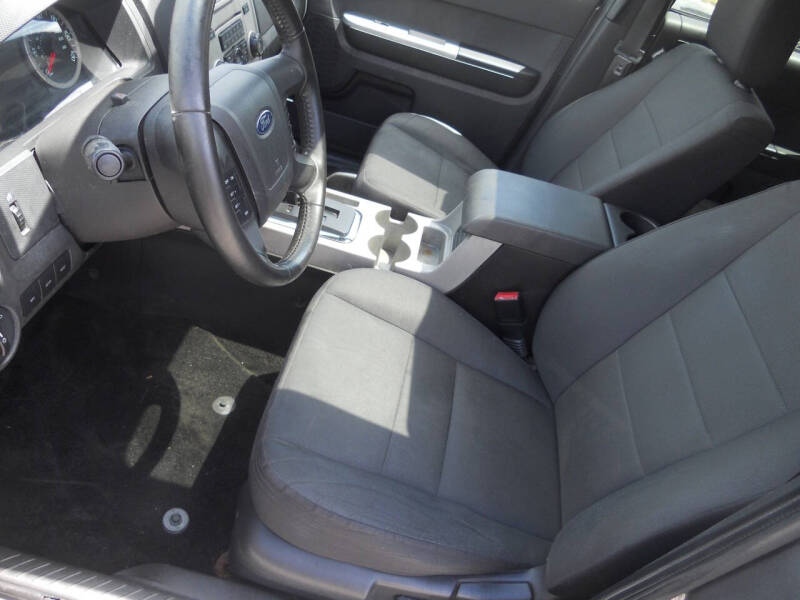 2011 Ford Escape XLT