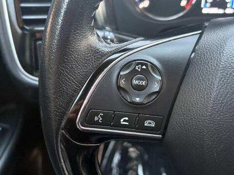 2019 Mitsubishi Outlander SE