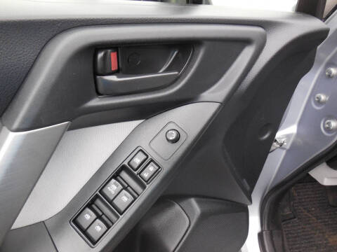 2014 Subaru Forester 2.5i