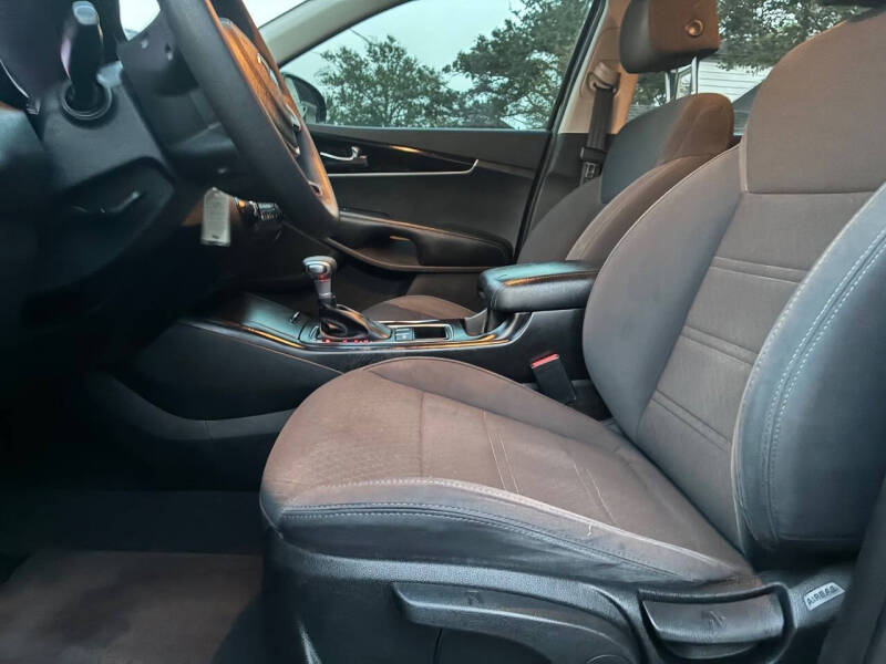 2019 Kia Sorento L