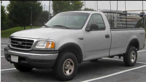 2000 Ford F-150 for sale at FIVE FRIENDS AUTO in Wilmington DE