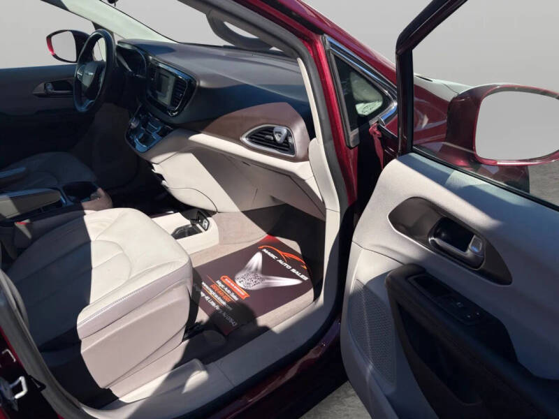 2017 Chrysler Pacifica