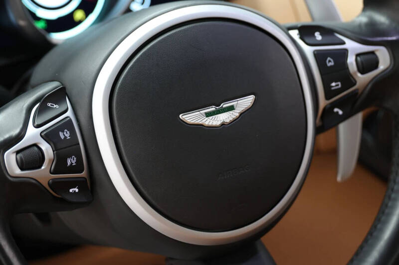 2019 Aston Martin Vantage
