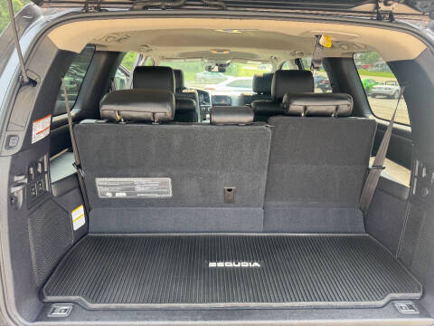 2020 Toyota Sequoia SR5
