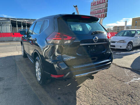 2018 Nissan Rogue S