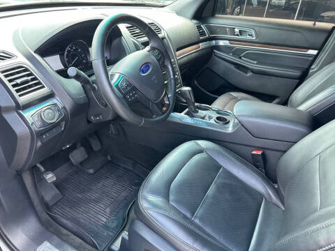 2017 Ford Explorer Limited