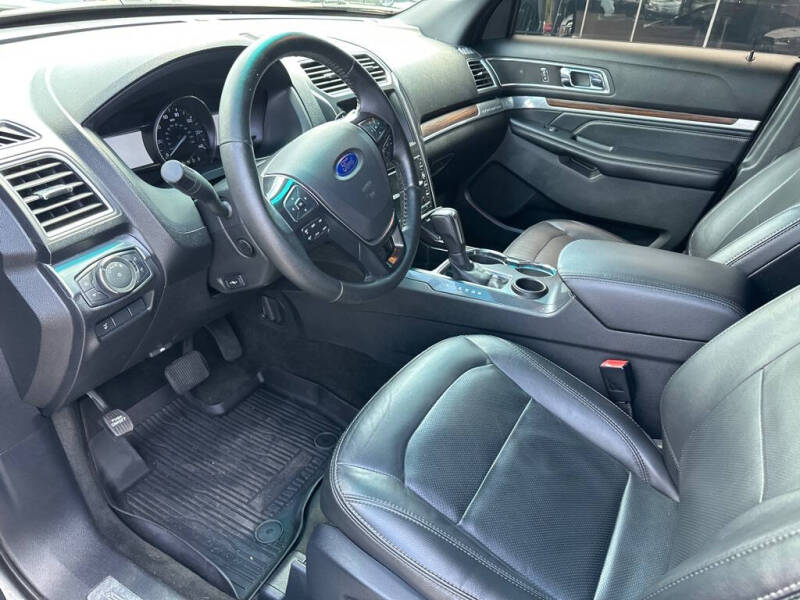 2017 Ford Explorer Limited