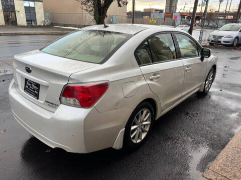 2013 Subaru Impreza 2.0i Premium