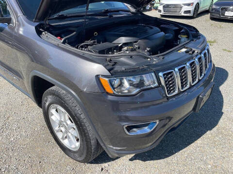 2018 Jeep Grand Cherokee Laredo E