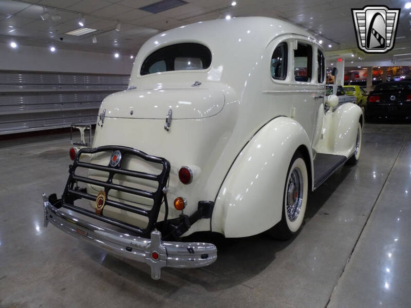 1936 Packard Eight Sedan