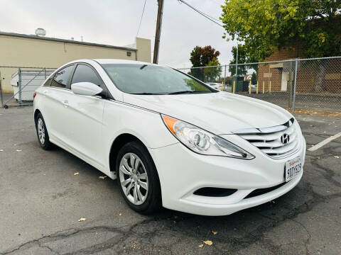 2012 Hyundai Sonata for sale at Best Rate Motors in Sacramento CA