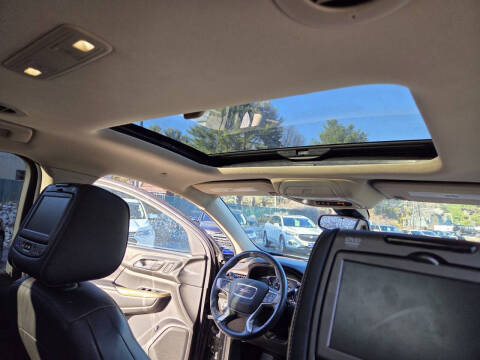 2018 GMC Acadia Denali